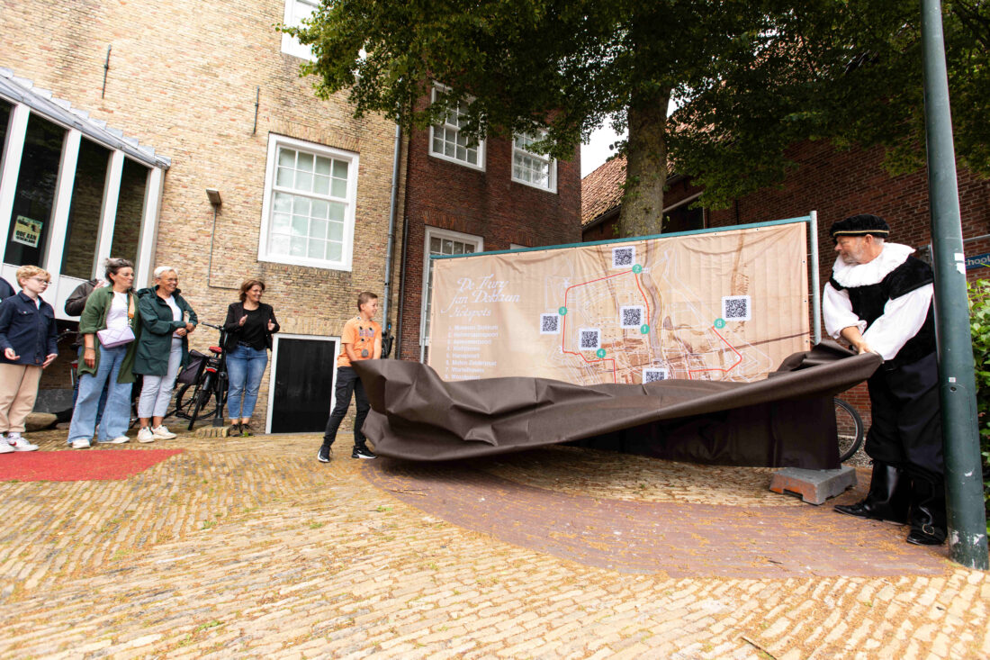 Furieuze Wandeling door Dokkum